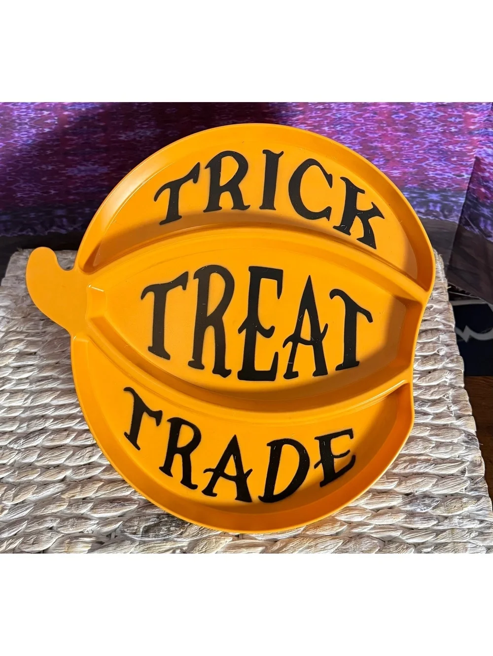 Trick or Treat Or Trade Halloween Pumpkin Plastic Divided Candy Dish Hyde & EEK!